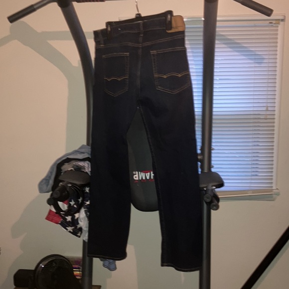 🦅AE Jeans - Picture 2 of 2